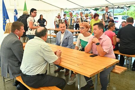 Otvoritev na Poljanah (14)